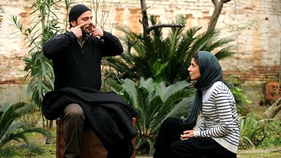 مشهد من فيلم كم الساعة في عالمك.