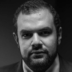 حسن الجندى - أدباء مصريون