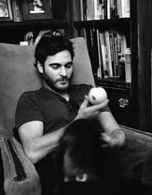 خواكين فينيكس - غريب