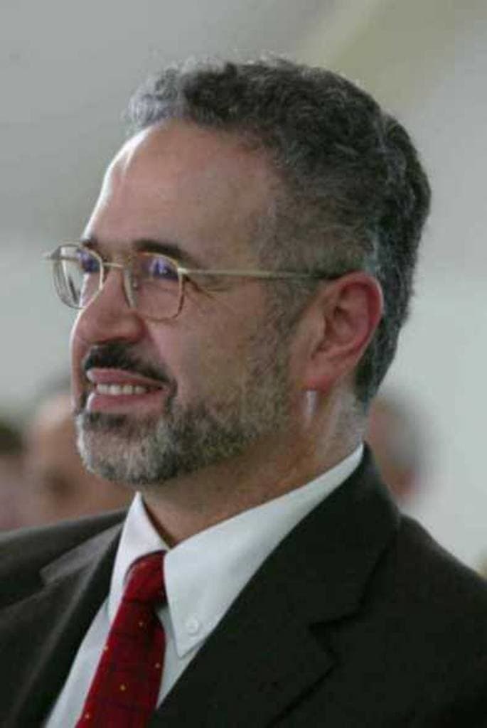 7- د.عدنان وحود