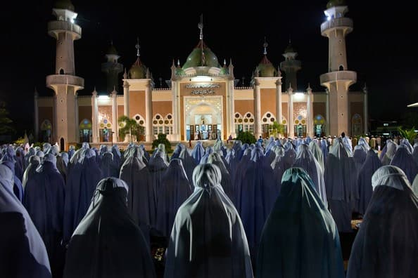 أغرب عادات الشعوب في رمضان