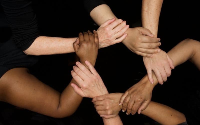 هل كان هتلر على حق فيما يخص ذكاء الجنس الآري؟ ربما نعم أو لا