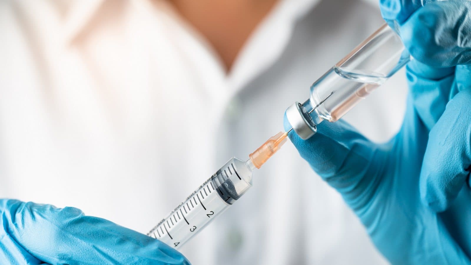 دواء رونابريف لفيروس كورونا يصرح به رسميًّا في بريطانيا: استخدم لعلاج ترامب