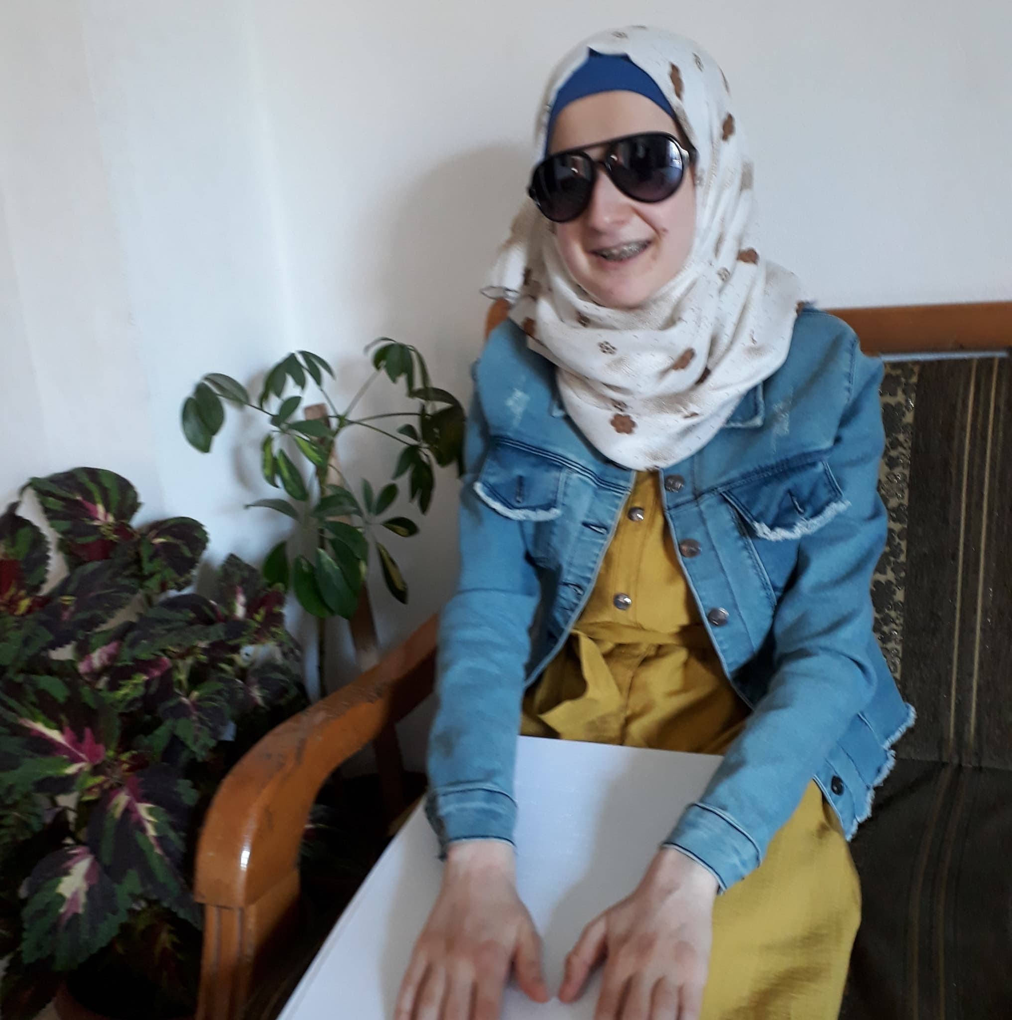 من ذوي الهمم العالية، كفيفة البصر، مشرقة البصيرة، دعاء يونس شاعرة حقيقية، بريل